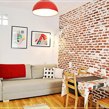 Апартаменти Exceptionally Charming Flat In Old Town